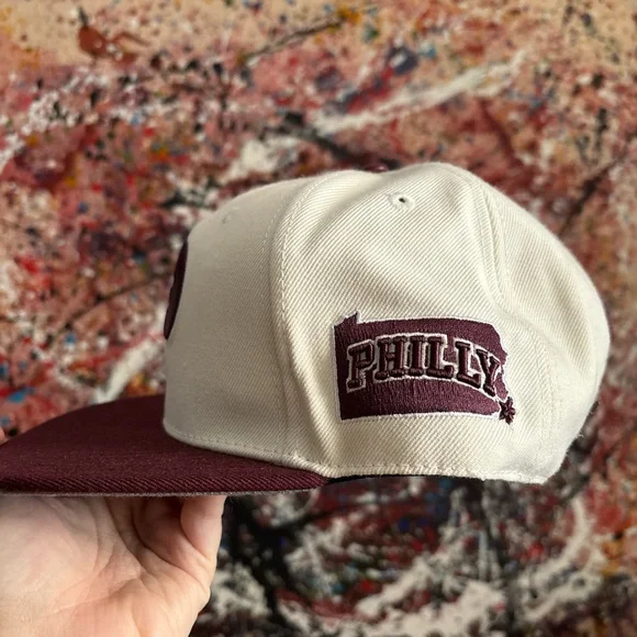 EUC Cooperstown Philadelphia Phillies Retro Snapback w/ Leather Details - Picture 2 of 6